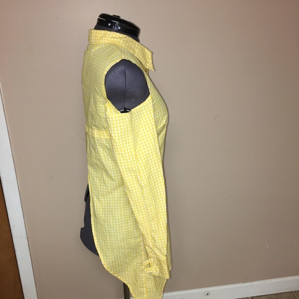 Fridda cold shoulder yellow button up top M NWT - Picture 6 of 7
